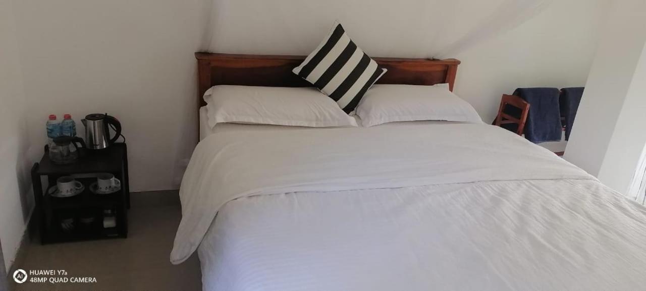 Isuru Homestay Элла Экстерьер фото